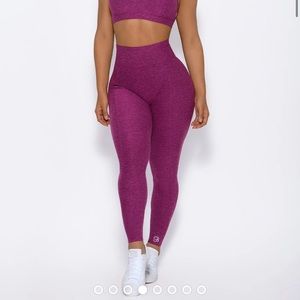 Bombshell sportswear peachy booty legging